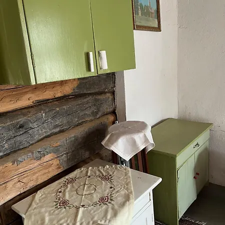 Vintage Atmospheric Log House Villa